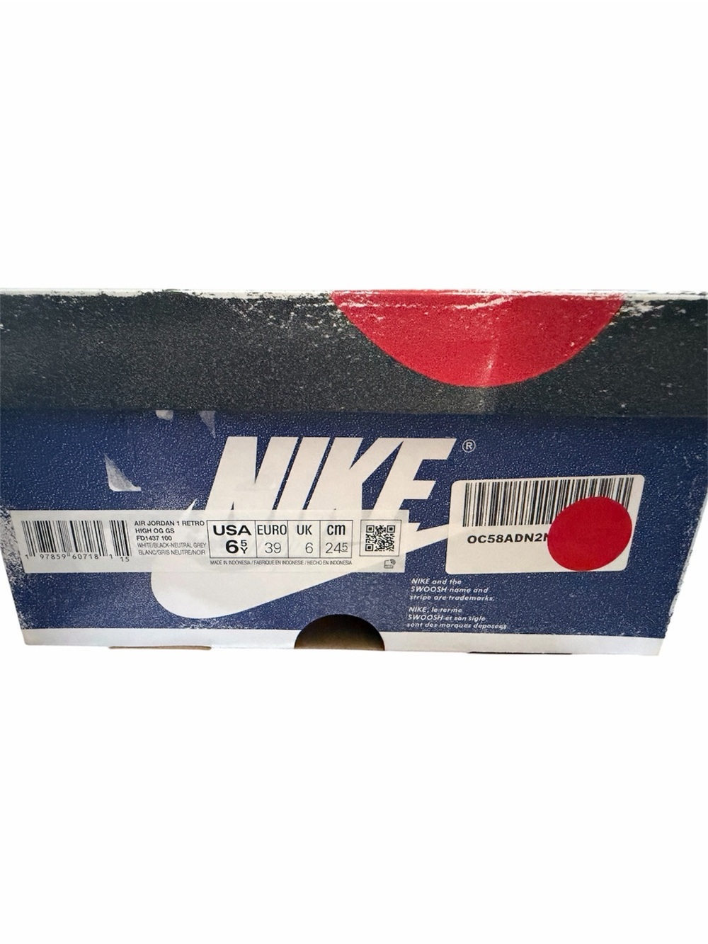 AIR JORDAN 1 RETRO HIGH OG "RARE AIR" BIG KIDS 6.5Y = 8 Women’s - Picture 14 of 15